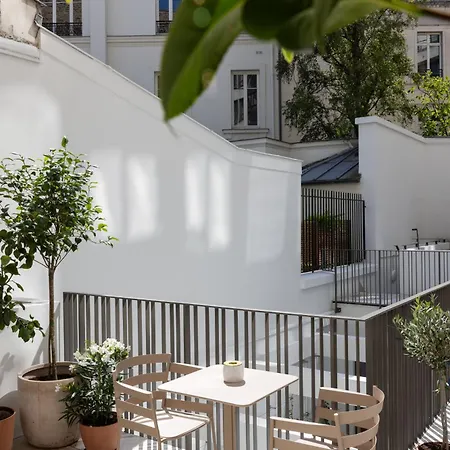 Hotel Maison Hamelin - Handwritten Collection