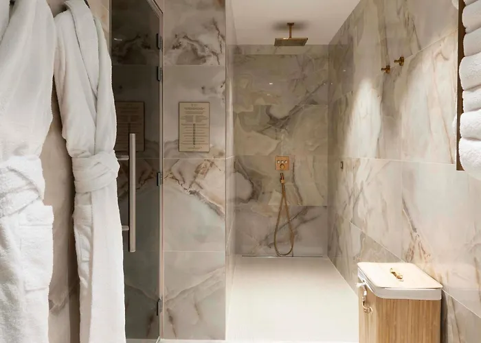 Maison Hamelin - Handwritten Collection